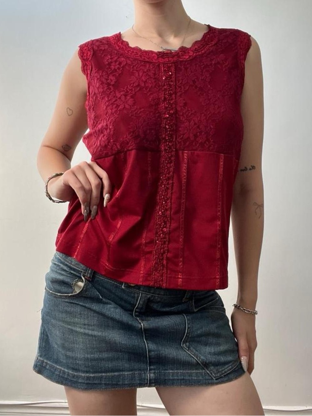Size Large Dark Red Beaded Lace Tank Top - Picture 2 of 6